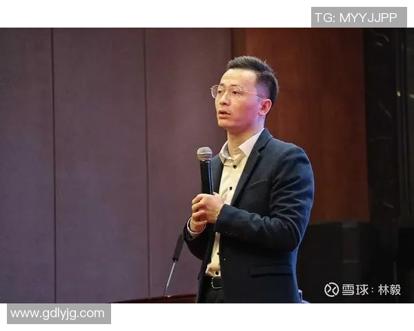 黄娜乒乓球生涯回顾与展望对话分享精彩瞬间与成长历程